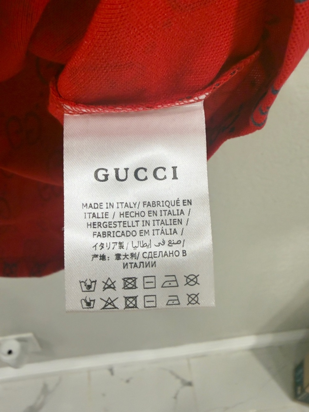 Gucci Red Polo with Navy GG Monogram and Cream Contrast Collar - Picture 5 of 5